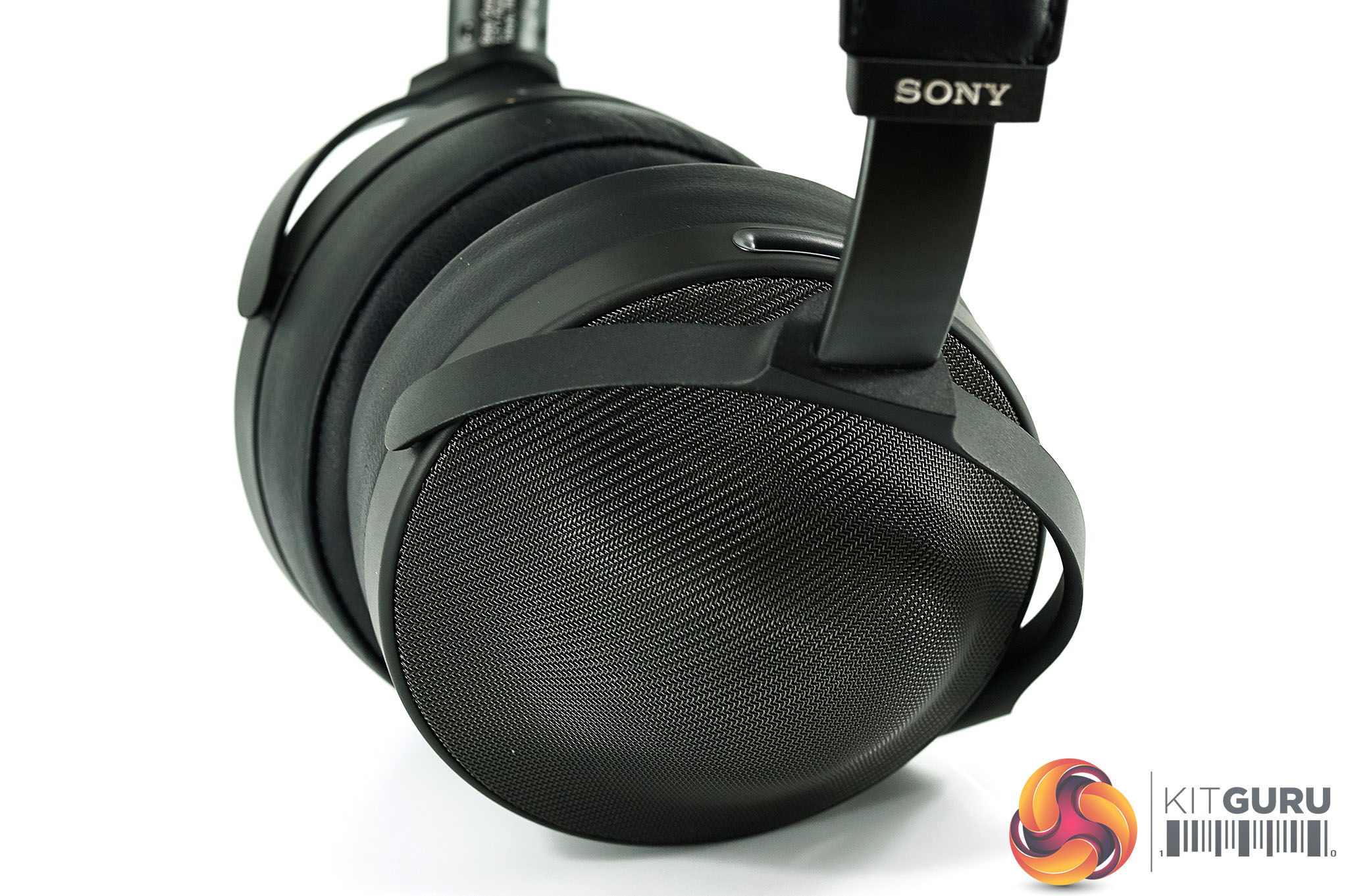 Sony MDR-Z1R Review – £2,000 headphones (featuring Chord Dave DAC