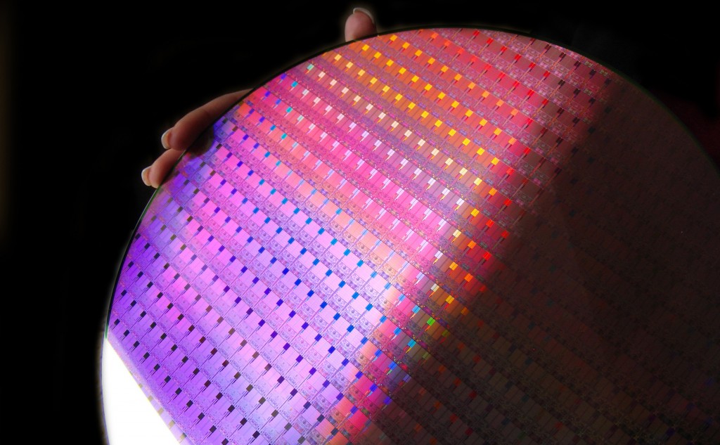 Intel: We Will Reveal Schedule For 10nm Chips Later This Year 