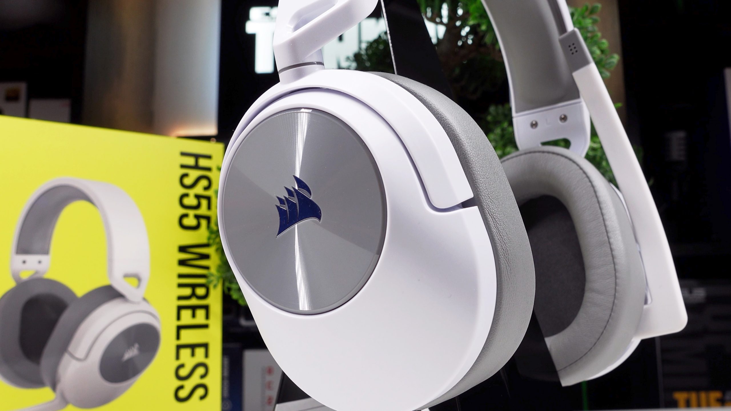 Corsair HS55 WIRELESS CORE Gaming Headset Review